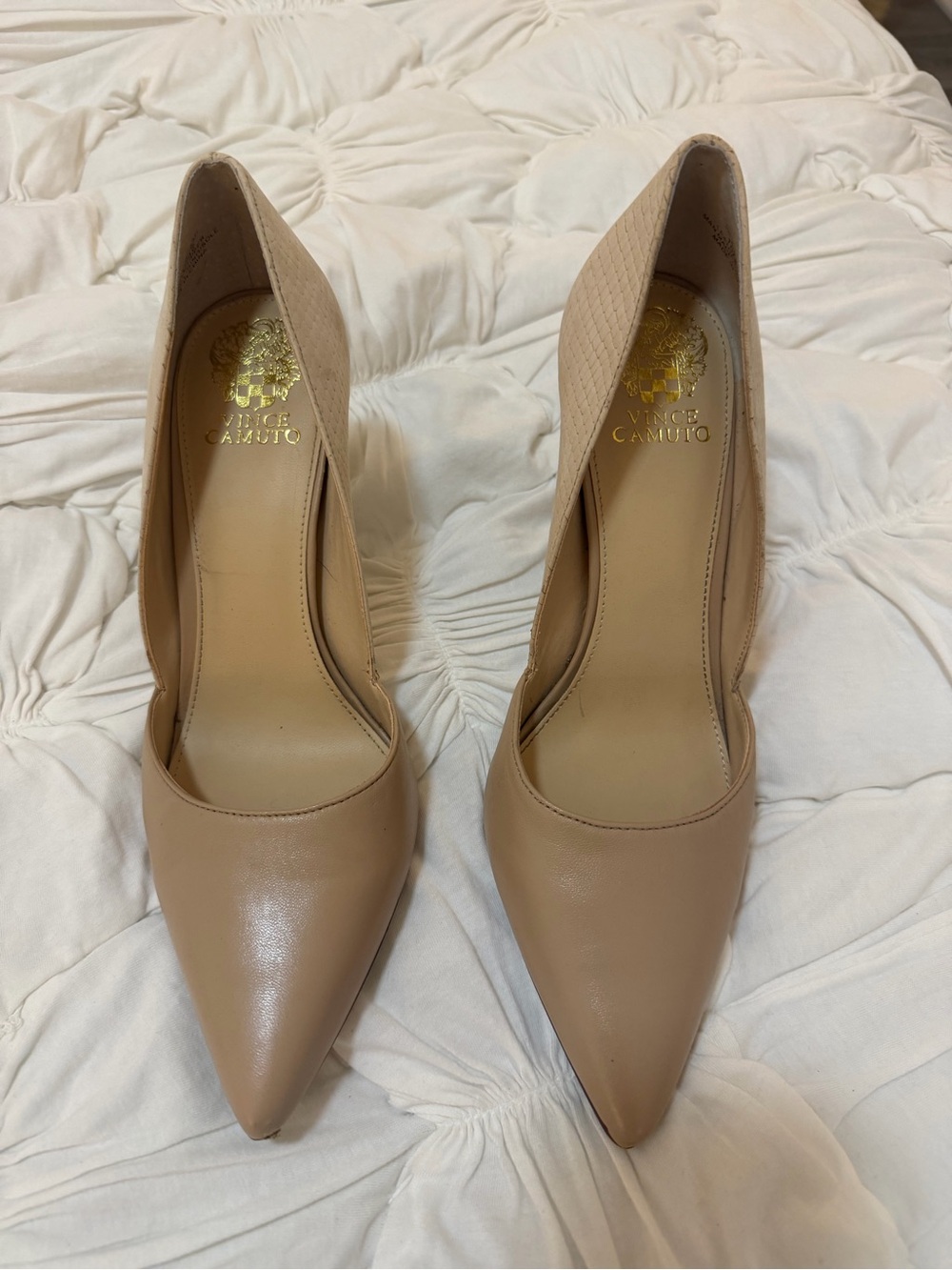 Vince Camuto Beige Pointed-Toe Leather Pumps